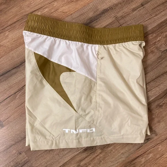 The North Face | NWT Women’s WindWall TNF X Shorts - Picture 5 of 13